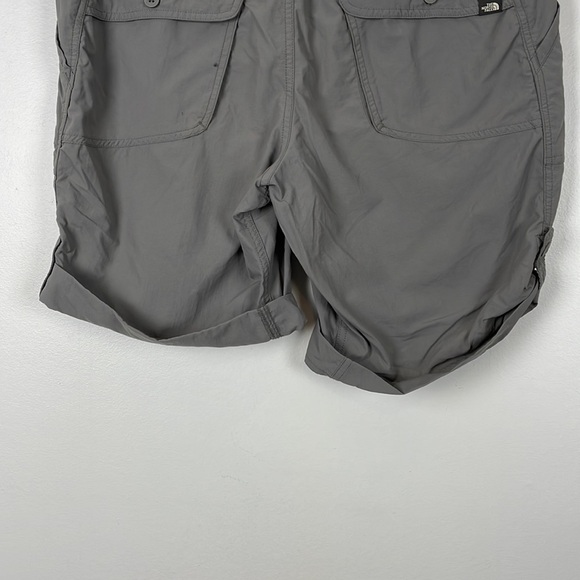 The North Face women's gray 4 pocket drawstring waist roll hem shorts Size 12 - Picture 6 of 9